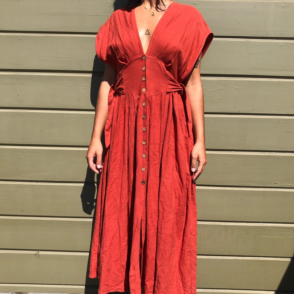 Modern–Victorian Style Sienna Canvas Dress